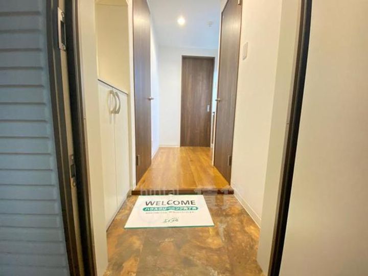 大阪府池田市井口堂2丁目の賃貸マンションの玄関