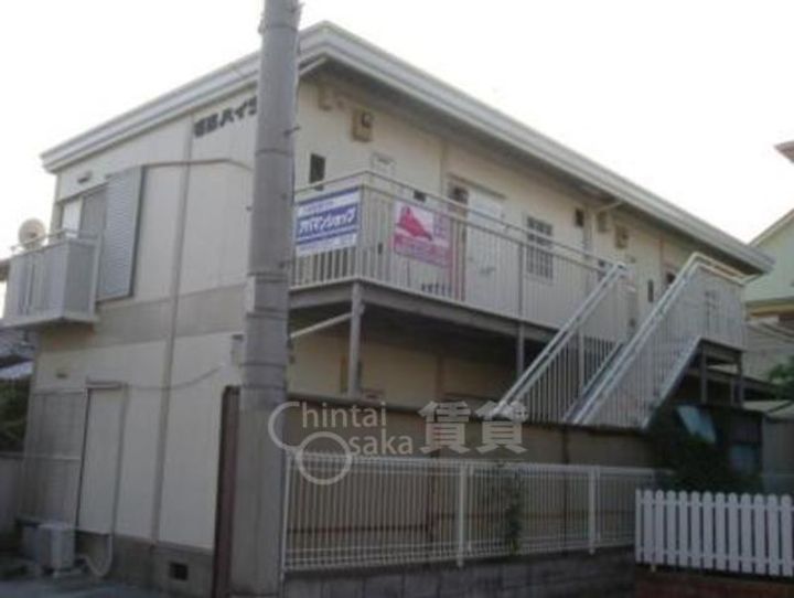 大阪府豊中市岡町北2丁目の賃貸アパートの外観