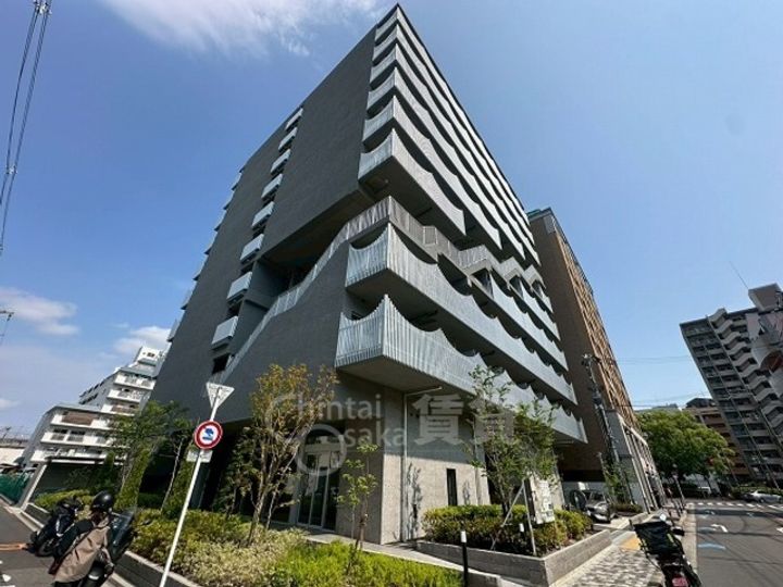 大阪府吹田市垂水町3丁目の賃貸マンションの外観