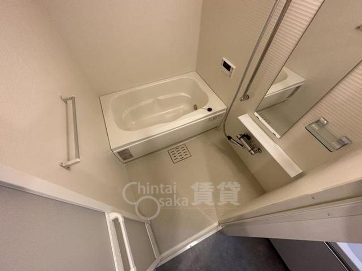 大阪府吹田市垂水町3丁目の賃貸マンションの風呂