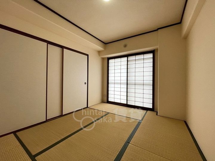 大阪府吹田市新芦屋上の賃貸マンションの寝室