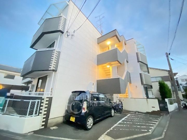 リヴネストの外観