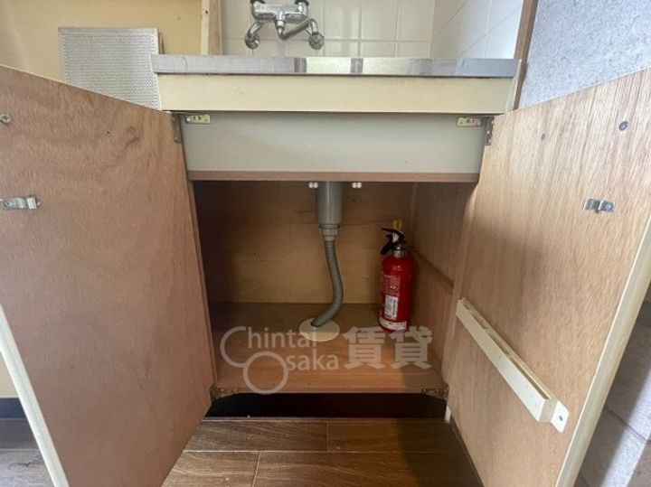 兵庫県川西市花屋敷1丁目の賃貸マンションの内装