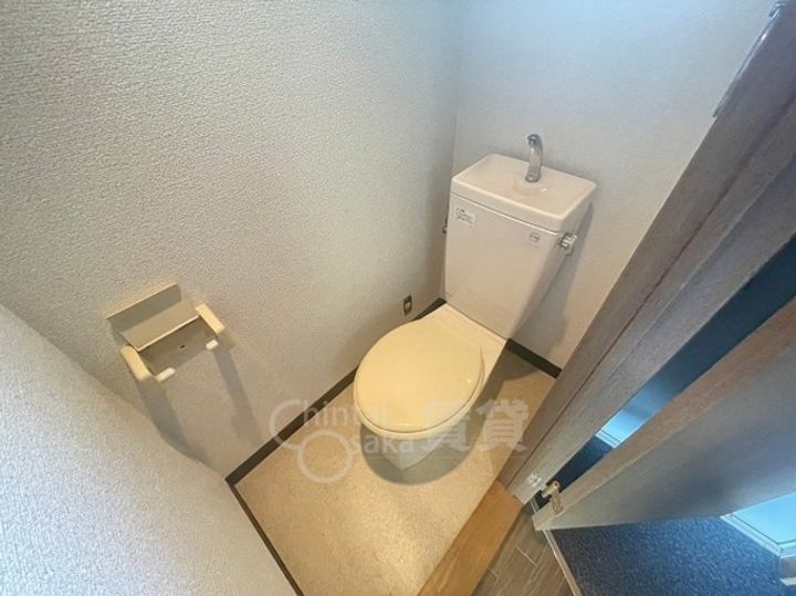 兵庫県川西市花屋敷1丁目の賃貸マンションの内装