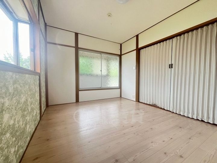 第一マンションの居間