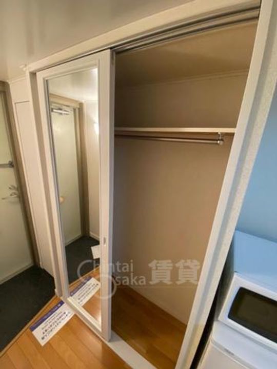 大阪府茨木市南春日丘6丁目の賃貸アパートの内装