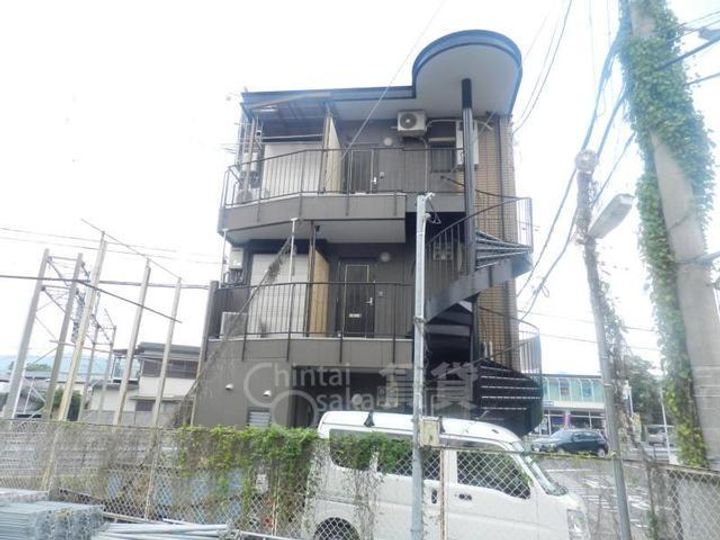 大阪府箕面市牧落5丁目の賃貸マンションの外観