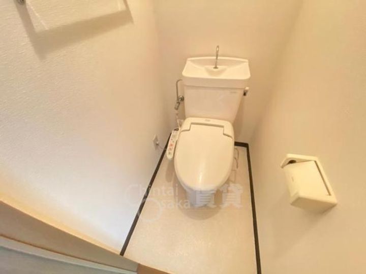 大阪府豊中市南桜塚3丁目の賃貸マンションの内装