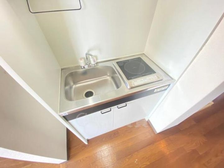 大阪府豊中市南桜塚3丁目の賃貸マンションのキッチン
