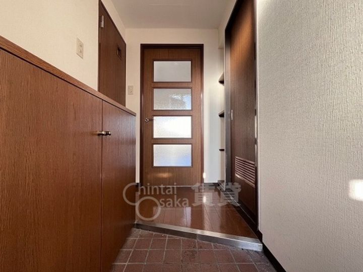 大阪府豊中市寺内1丁目(マンション)の賃貸物件の玄関