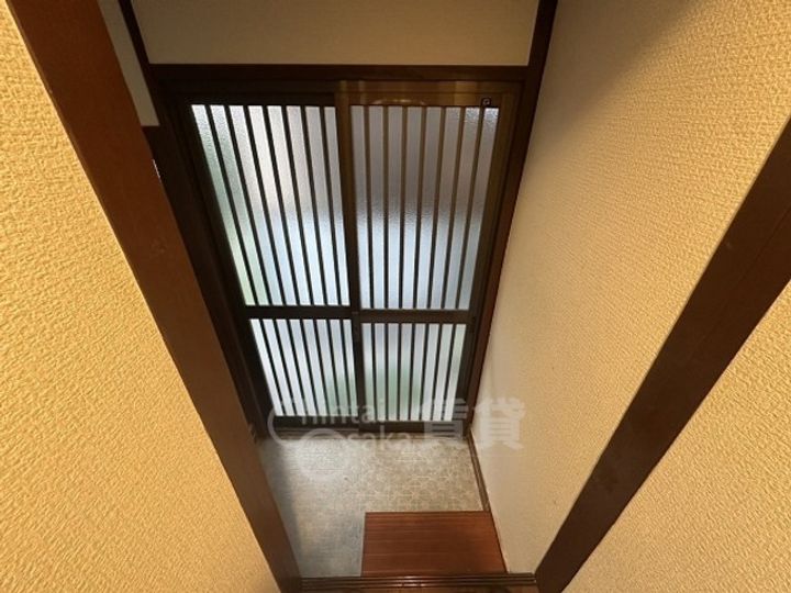大阪府豊中市刀根山2丁目(一戸建)の賃貸物件の玄関