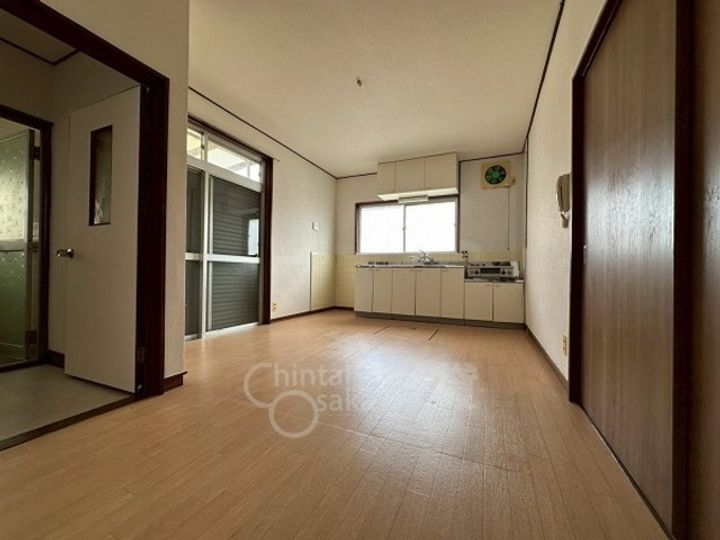 兵庫県川西市多田院2丁目(一戸建)の賃貸物件の居間