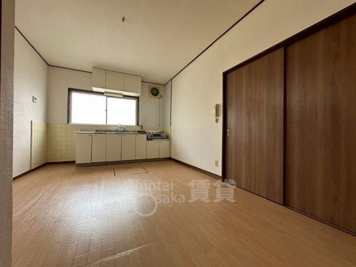 兵庫県川西市多田院2丁目(一戸建)の賃貸物件の居間