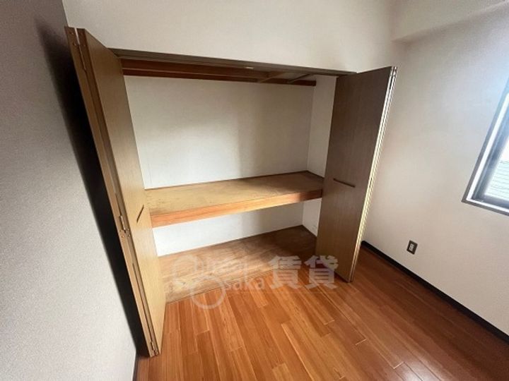 光陽川西マンションの内装