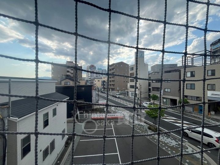 光陽川西マンションの周辺