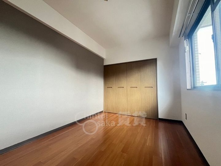 兵庫県川西市小花2丁目の賃貸マンションの居間