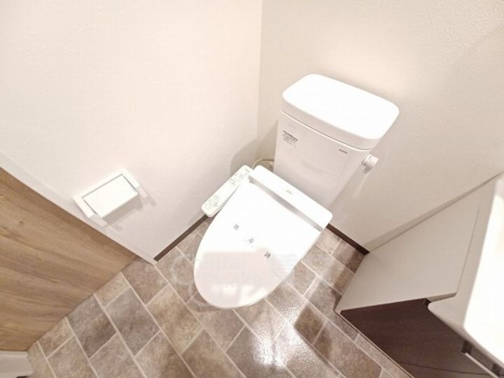 兵庫県川西市中央町の賃貸アパートの内装