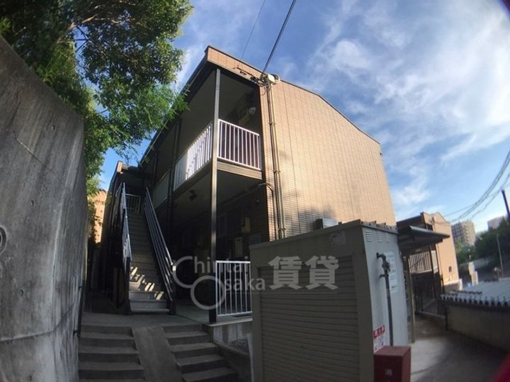 レオパレス山田東1の外観