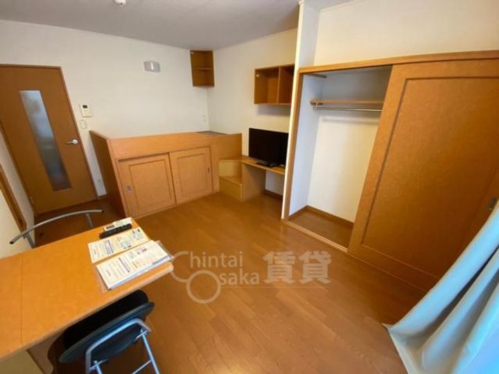 レオパレスタマルソネットの居間