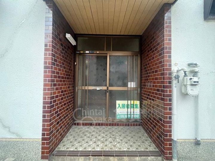 大阪府豊中市曽根西町1丁目(一戸建)の賃貸物件の玄関