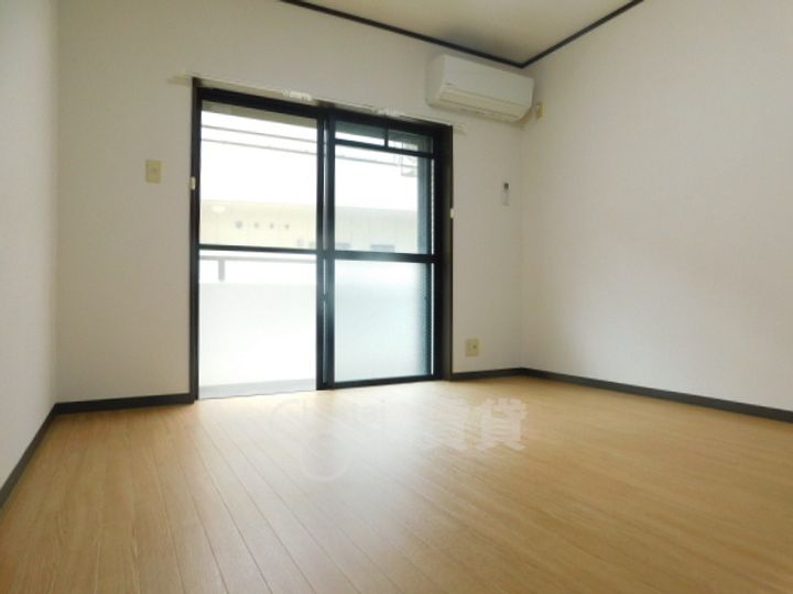 コージィコート瀬川2の居間