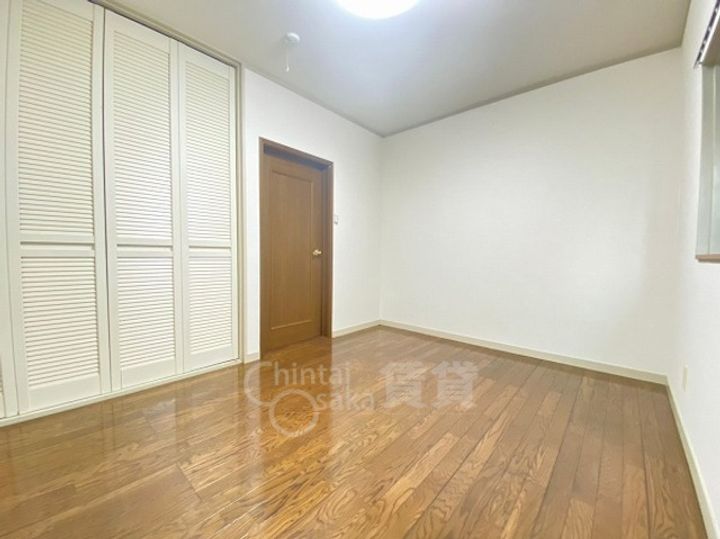 ハイツ岸本の居間