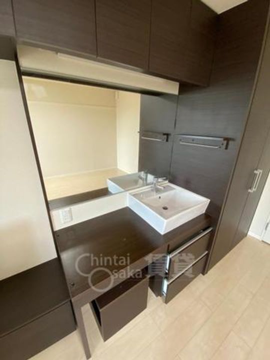 リバーサイド1の内装