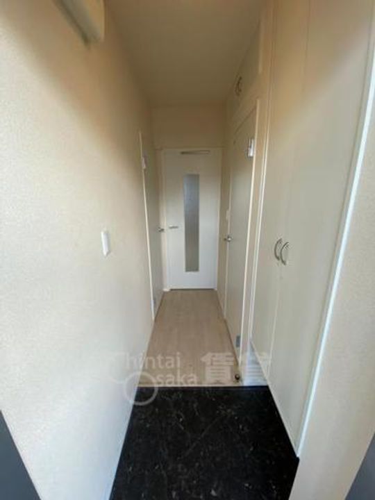 リバーサイド1の玄関