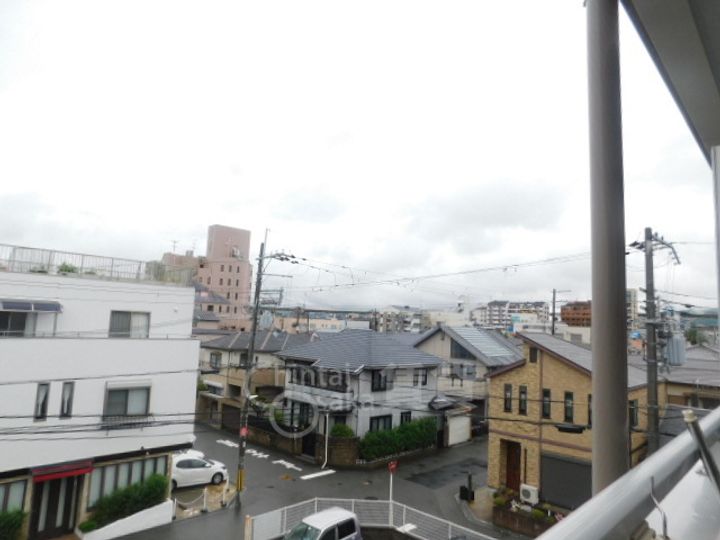 ギャレ蛍池の周辺