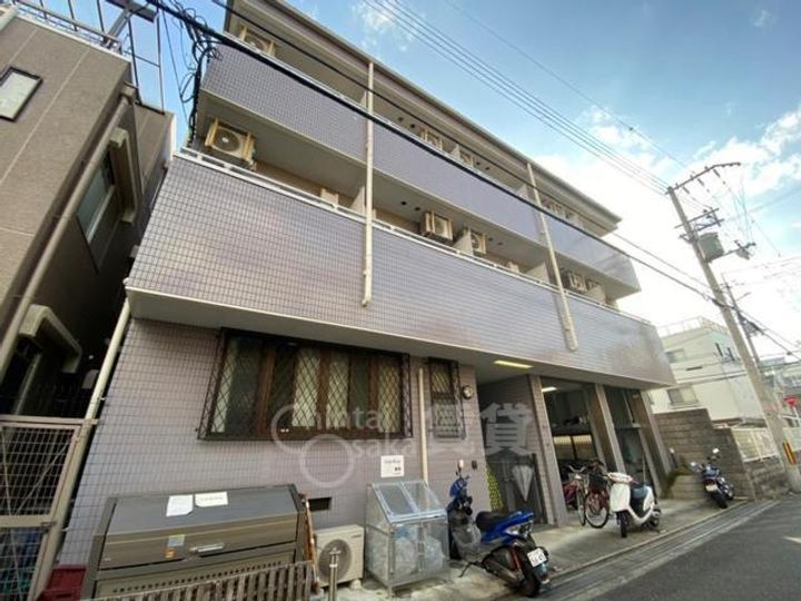 ギャレ蛍池の外観