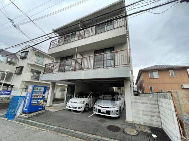 ゆうきマンションの外観