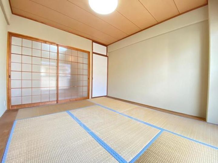天神コーポの居間