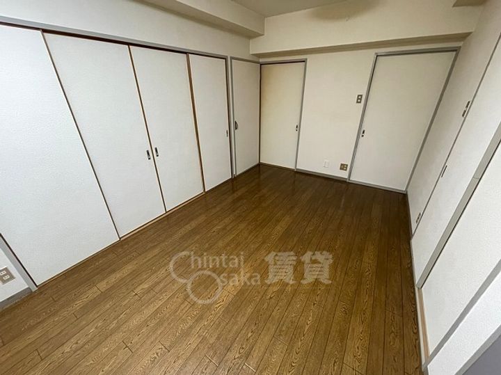 ハイツ香花園の寝室