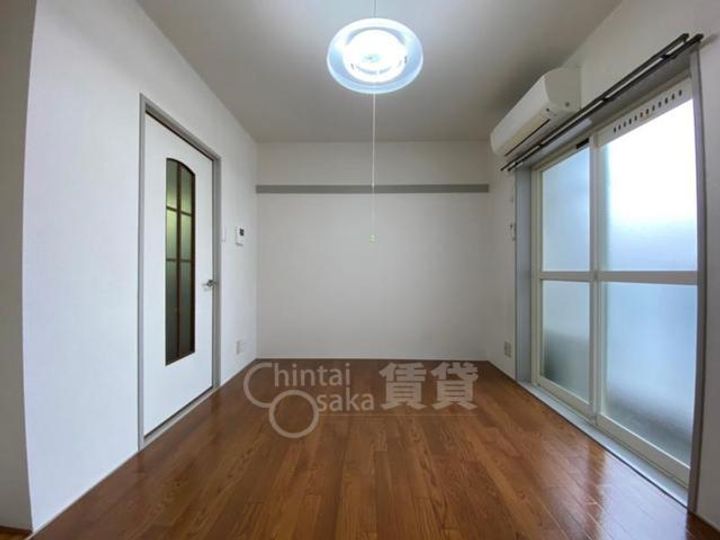 サンアーク山本の玄関