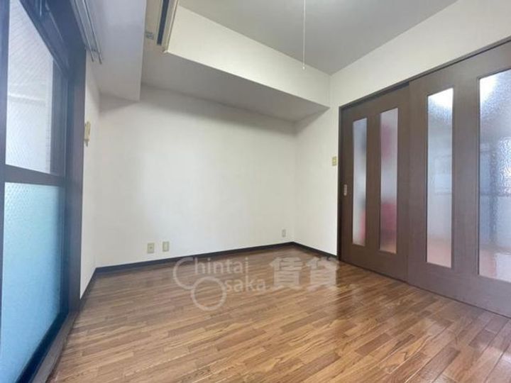 第15関根マンションの居間