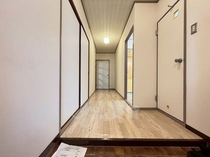 池田中央マンションの玄関