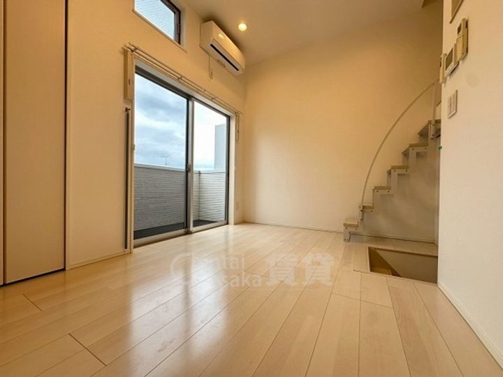 エス・ルミエールの居間