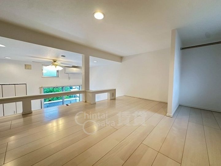 エス・ルミエールの居間