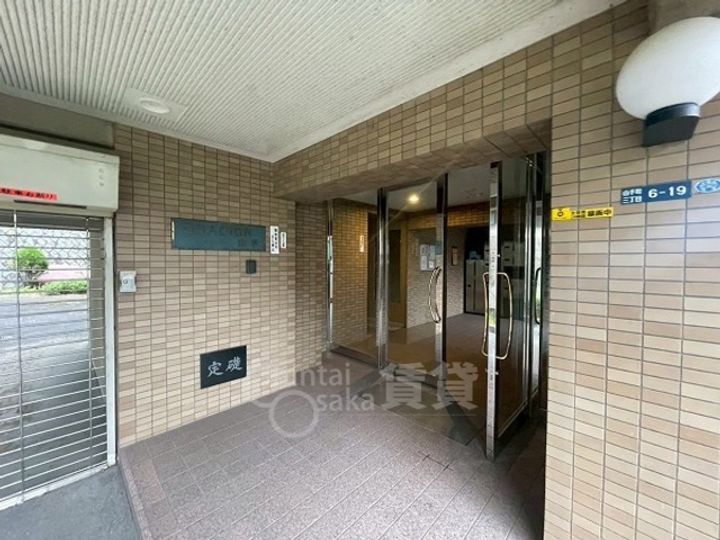 オラシオン山手の玄関