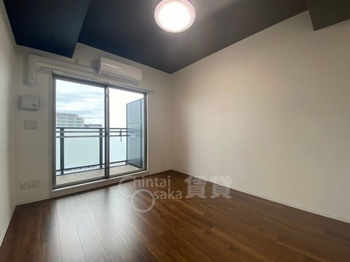 プレサンス江坂クォーレの居間