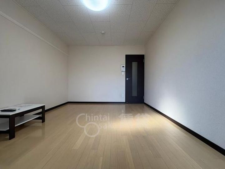 オーク豊中の居間