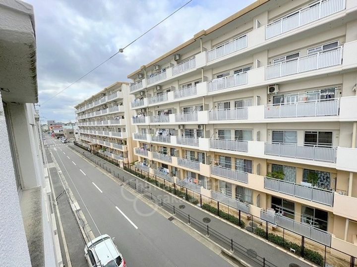 東和マンションの周辺