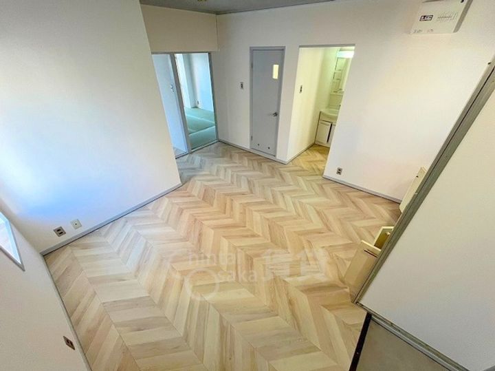 大阪府大阪市東淀川区豊新1丁目の賃貸マンションの内装
