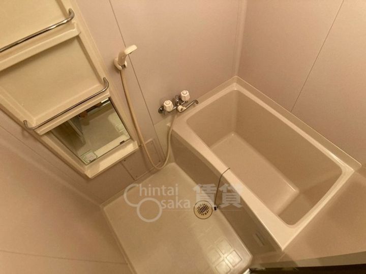 大阪府大阪市淀川区新高5丁目の賃貸マンションの風呂