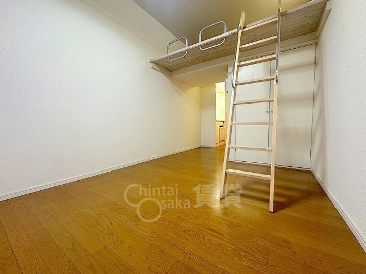 ハイツグローリーの居間