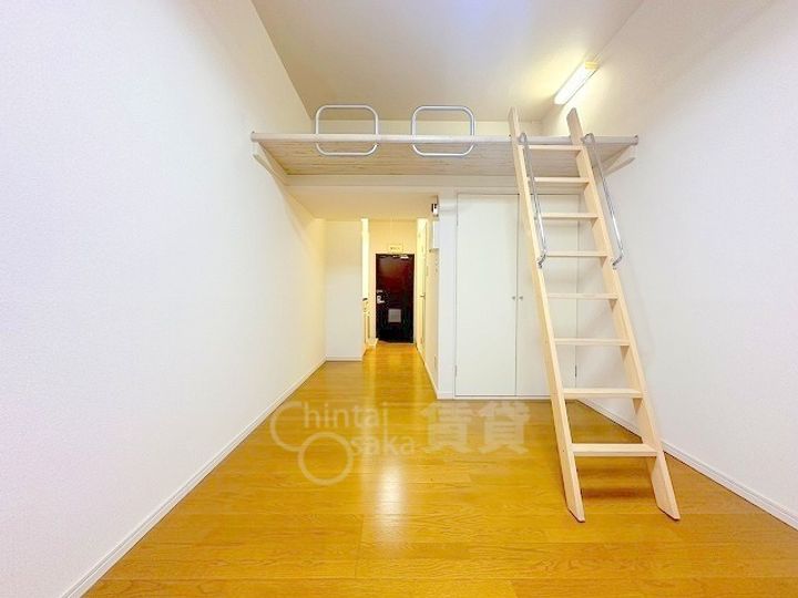 ハイツグローリーの居間