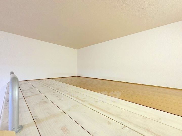 ハイツグローリーの内装