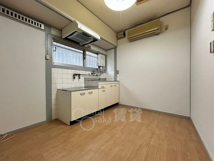 大阪府池田市豊島南1丁目(一戸建)の賃貸物件の居間