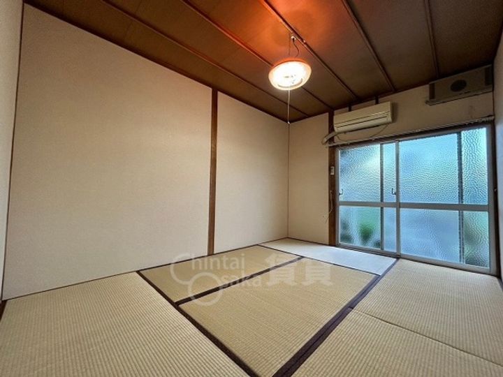 大阪府池田市豊島南1丁目(一戸建)の賃貸物件の居間