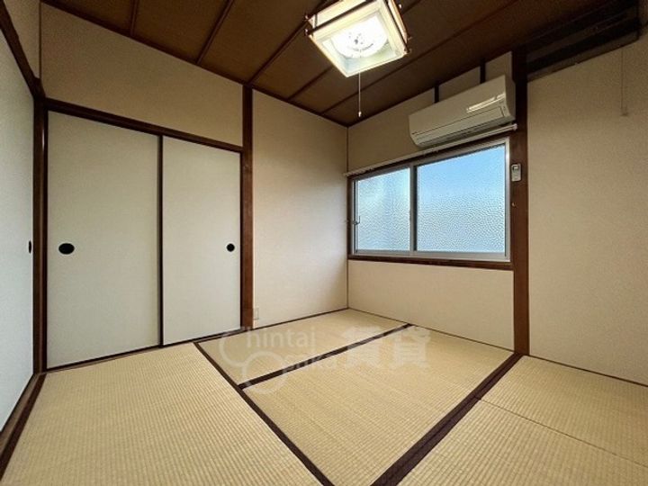 大阪府池田市豊島南1丁目(一戸建)の賃貸物件の居間